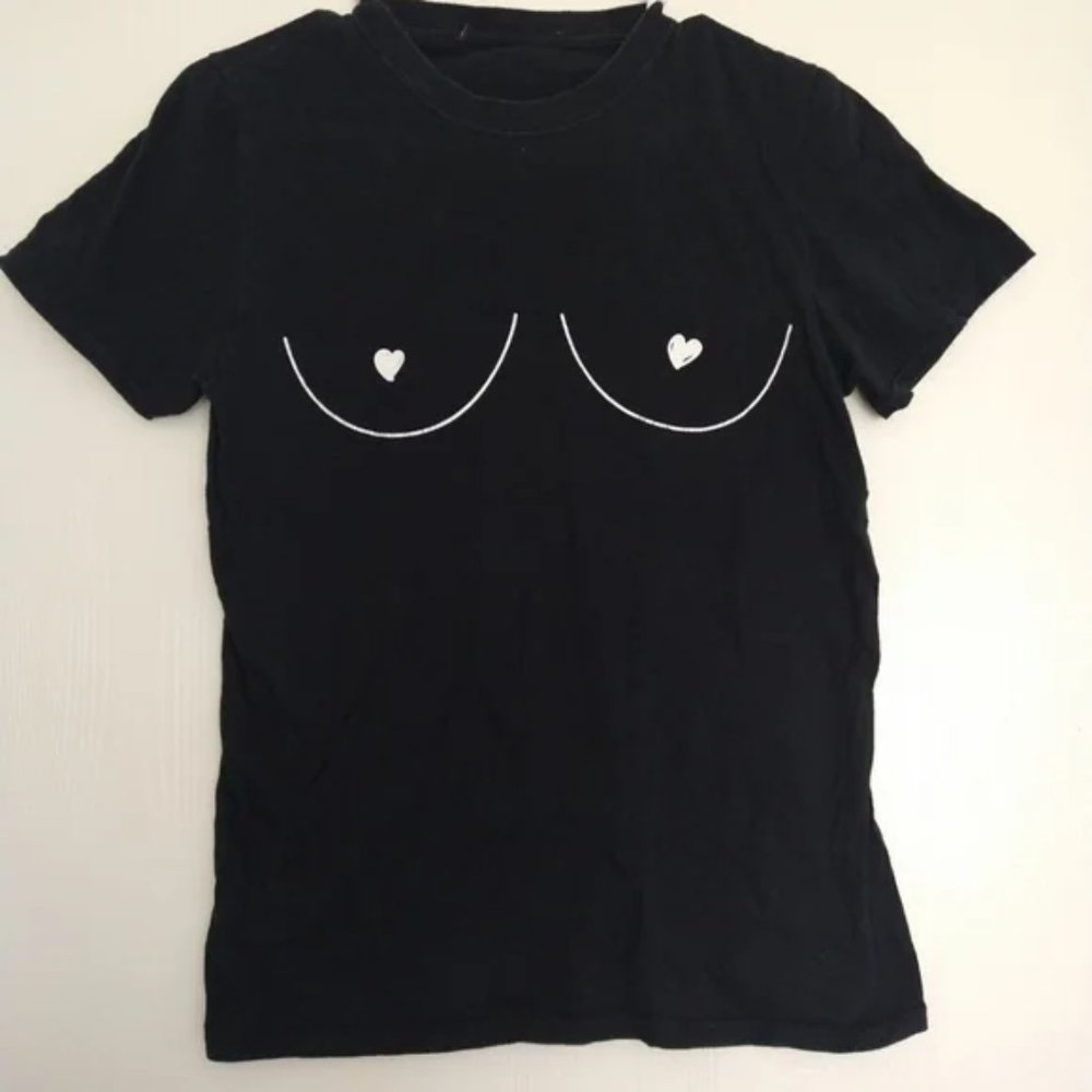 Missguided Black Heart Nipple Printed T-shirt